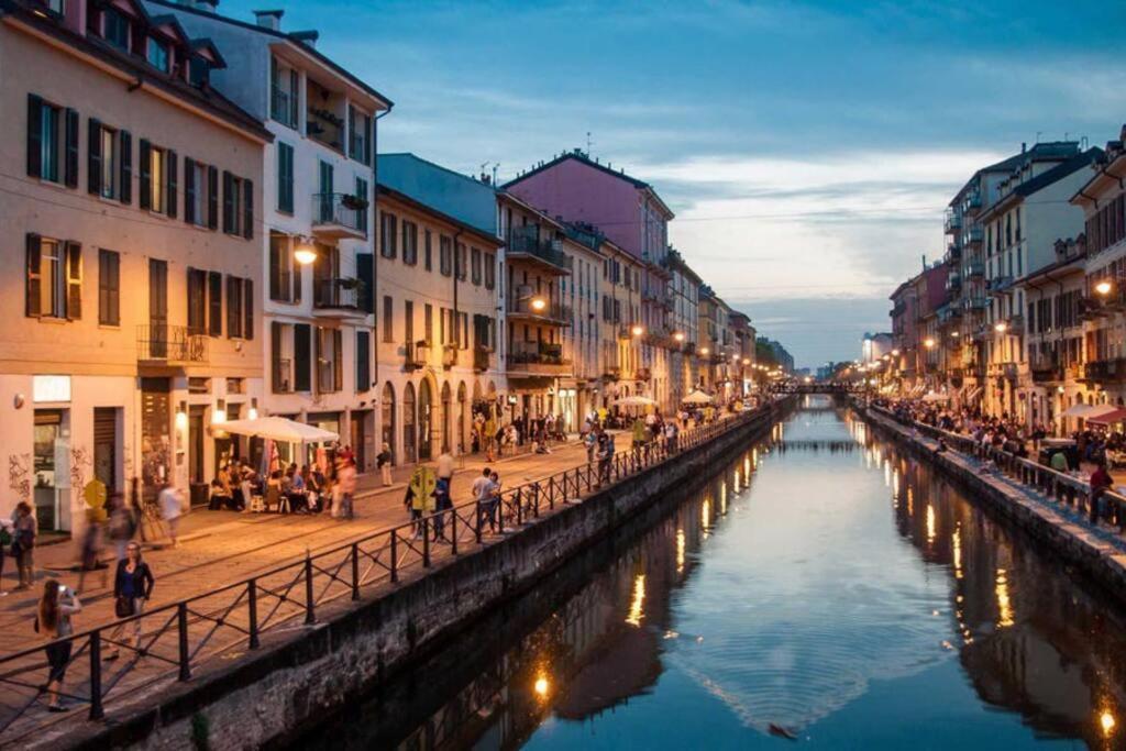 Daniela'S Spazioso Appartamento Ai Navigli Milánó Kültér fotó