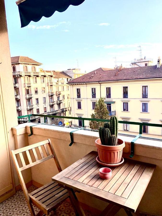 Daniela'S Spazioso Appartamento Ai Navigli Milánó Kültér fotó