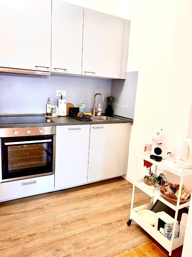 Daniela'S Spazioso Appartamento Ai Navigli Milánó Kültér fotó