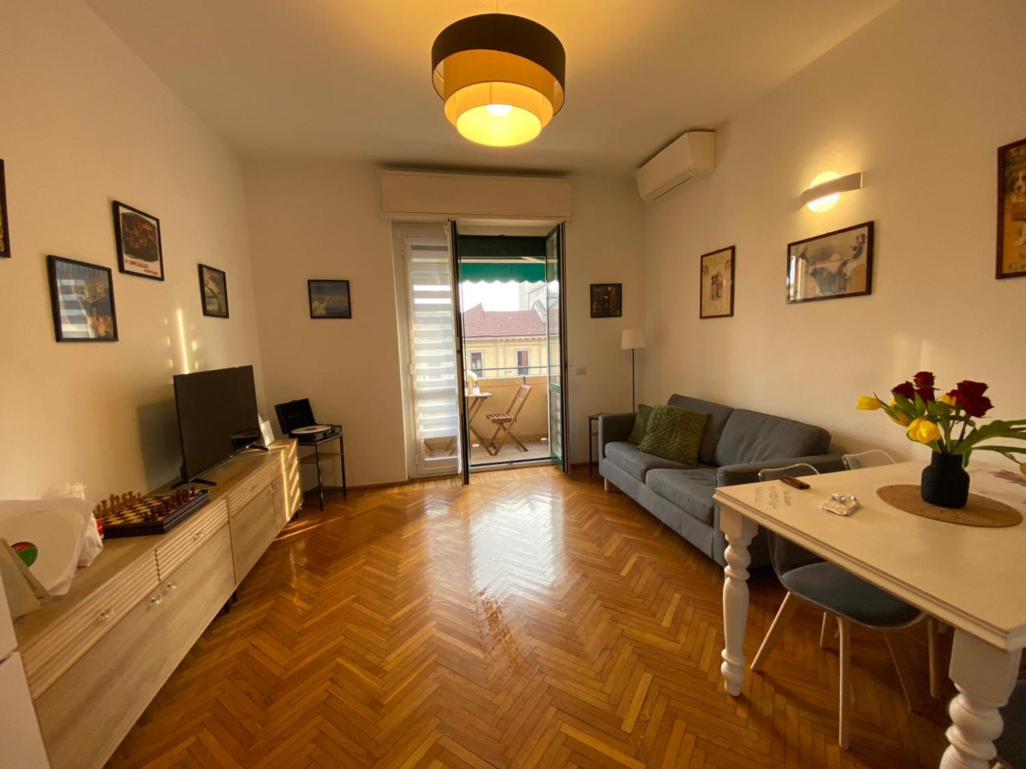 Daniela'S Spazioso Appartamento Ai Navigli Milánó Kültér fotó