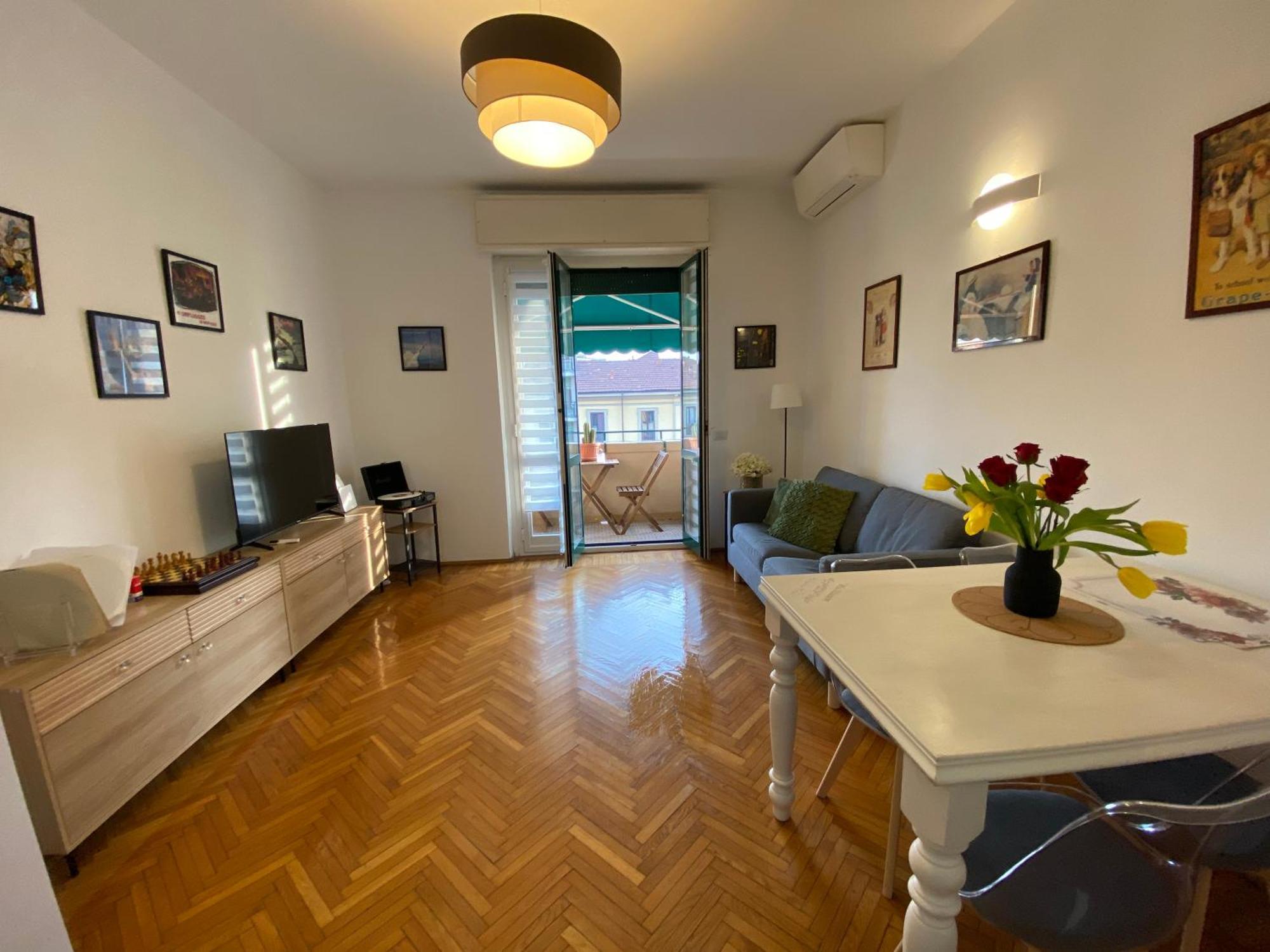 Daniela'S Spazioso Appartamento Ai Navigli Milánó Kültér fotó