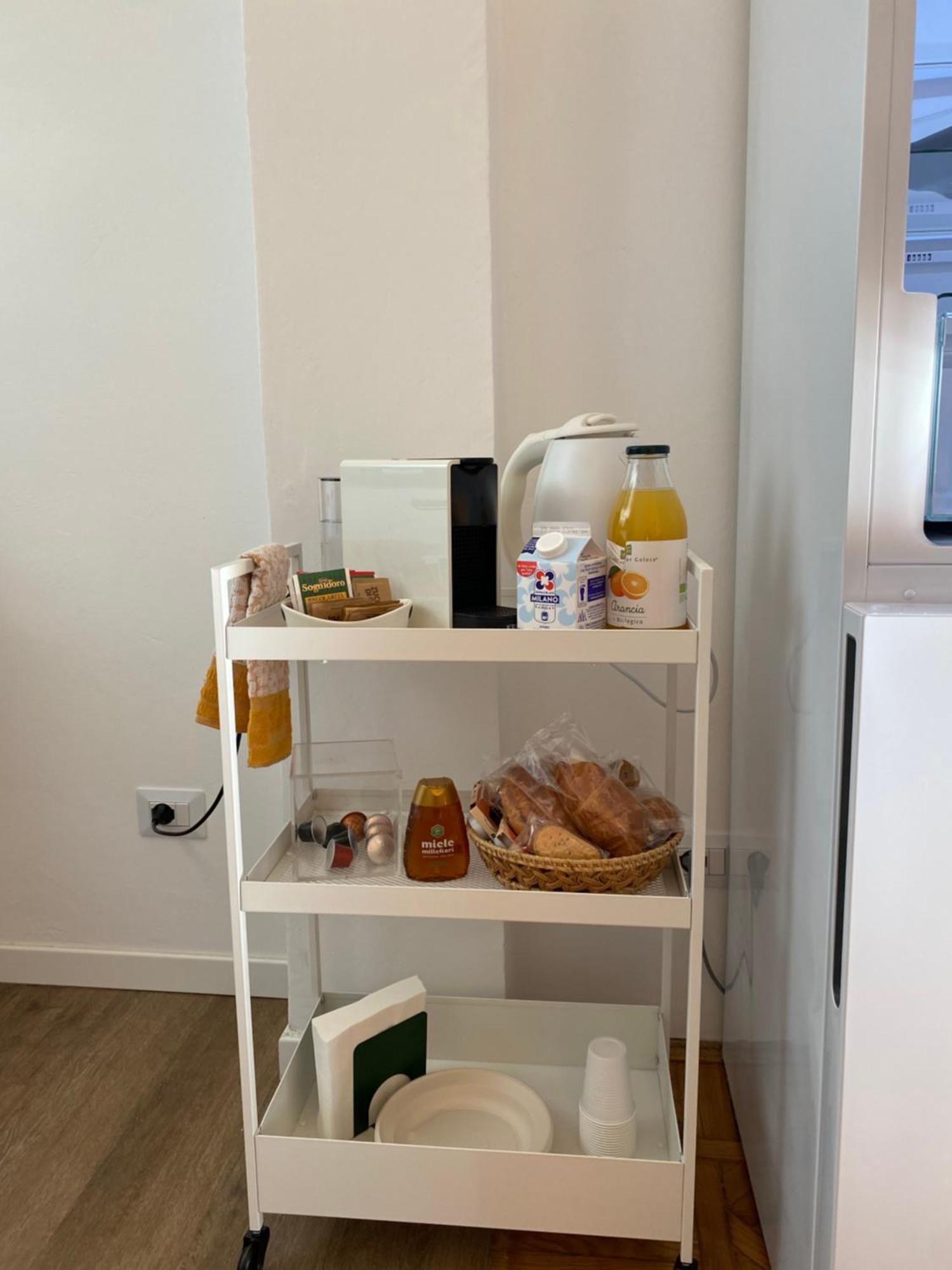 Daniela'S Spazioso Appartamento Ai Navigli Milánó Kültér fotó
